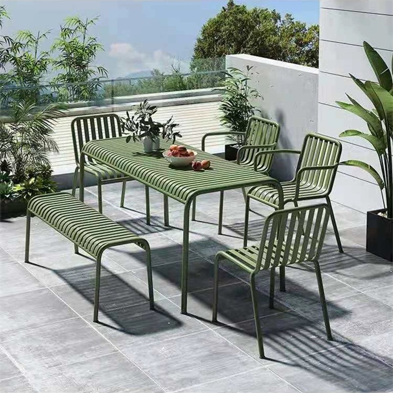 Nowoczesne meble ogrodowe, sto – Outdoor Furniture Green recenzja i cena