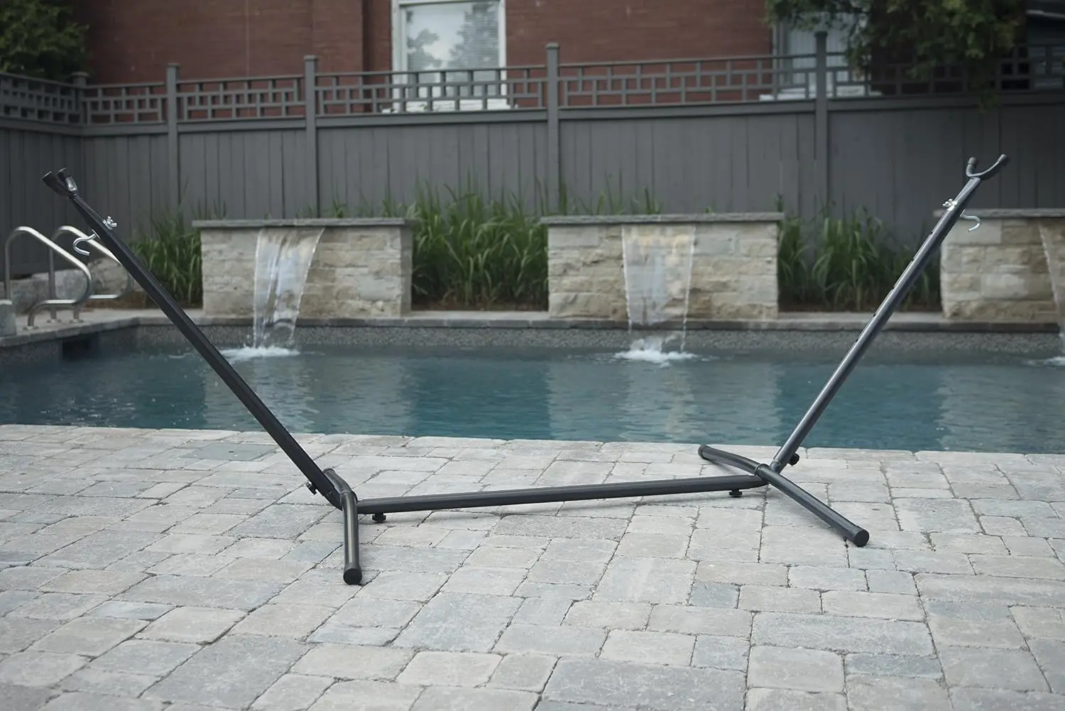 Uniwersalny, oszczędzający mie – Hammock With Stand recenzja i cena