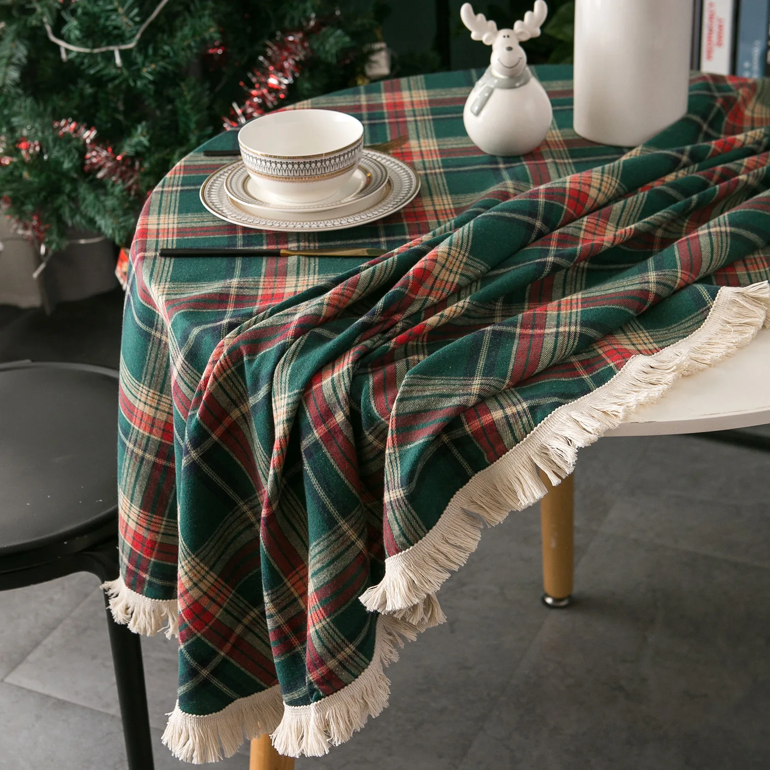 Okrągły obrus świąteczny w kra – Outdoor Furniture Green recenzja i cena